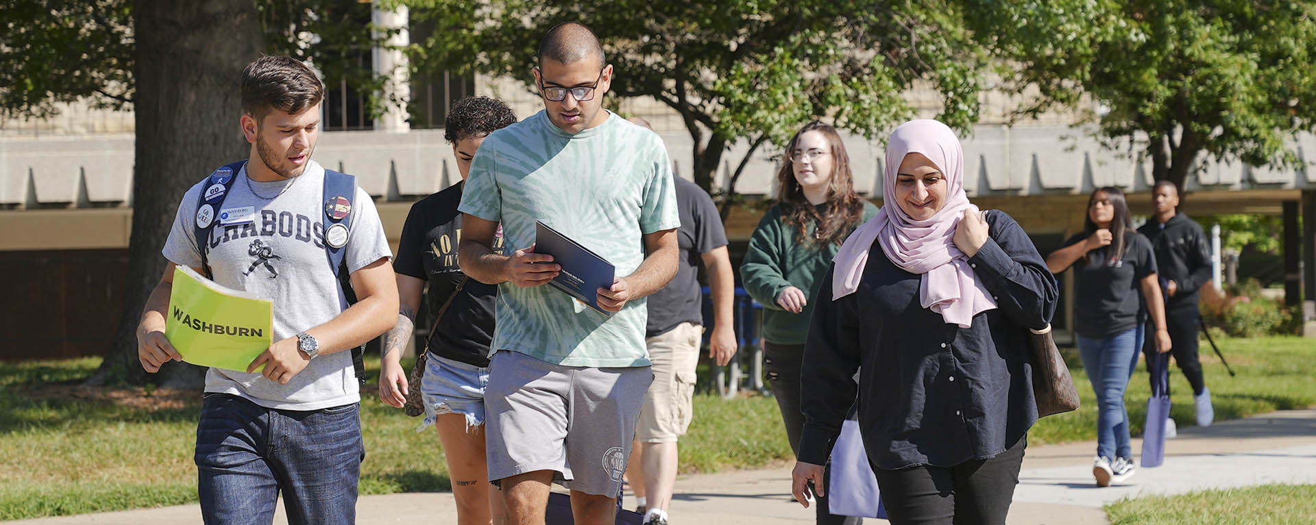 Students walk to their next session during orientation.