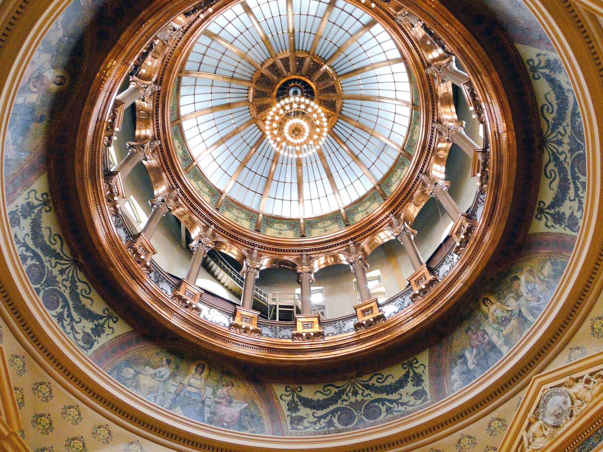 Inside of the dome at the Kansas state capital building