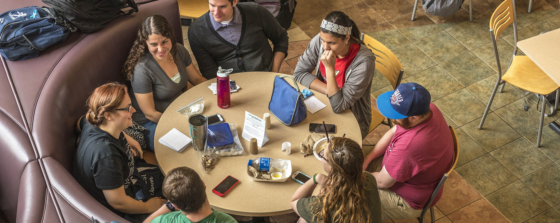 Students enjoying a meal together at Union Cafe