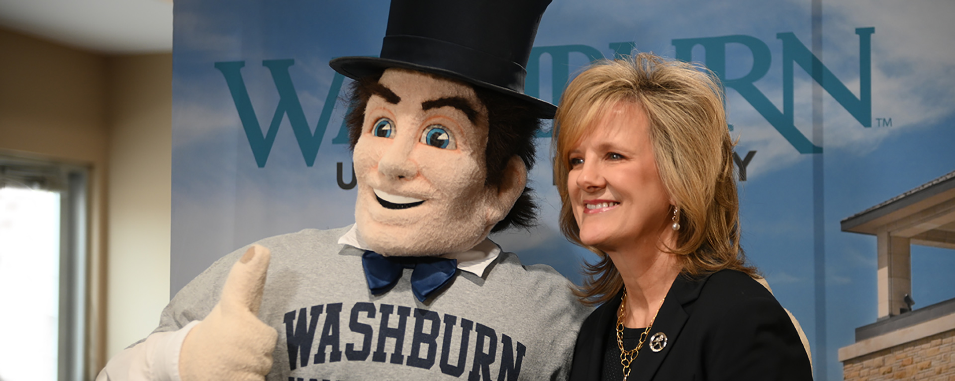 President JuliAnn Mazachek with Mr. Ichabod